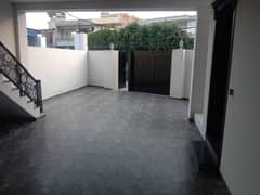 10 Marla Modern House Is Up For Sale 10 Marla Modern House Is Up For Sale