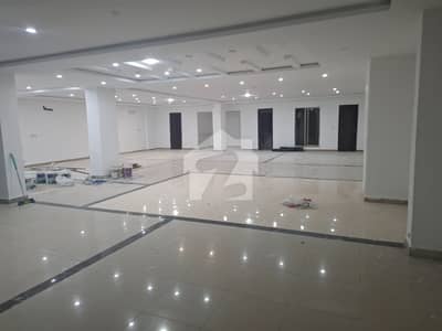 بحریہ ٹاؤن فیز 4 بحریہ ٹاؤن راولپنڈی,راولپنڈی میں 1 کمرے کا 11 مرلہ دفتر 1.5 لاکھ میں کرایہ پر دستیاب ہے۔ بحریہ ٹاؤن فیز 4 بحریہ ٹاؤن راولپنڈی,راولپنڈی میں 1 کمرے کا 11 مرلہ دفتر 1.5 لاکھ میں کرایہ پر دستیاب ہے۔