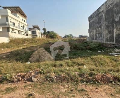 7 Marla Beautiful Plot Available For Sale