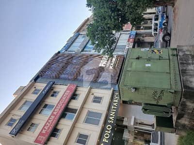 ڈی ایچ اے فیز 6 - مین بلیوارڈ ڈی ایچ اے فیز 6,ڈیفنس (ڈی ایچ اے),لاہور میں 4 مرلہ Studio عمارت 16.0 کروڑ میں برائے فروخت۔