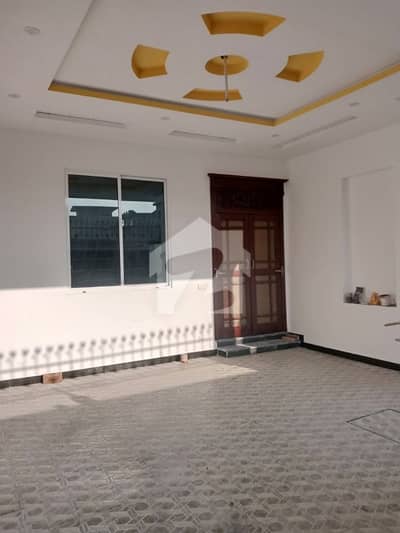 بنی گالہ اسلام آباد میں 4 کمروں کا 10 مرلہ مکان 2.6 کروڑ میں برائے فروخت۔