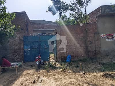 چِچڑوالی گوجرانوالہ میں 1 کنال Studio عمارت 9.0 کروڑ میں برائے فروخت۔ چِچڑوالی گوجرانوالہ میں 1 کنال Studio عمارت 9.0 کروڑ میں برائے فروخت۔