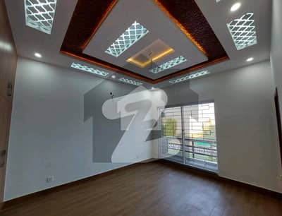 10 Marla Like A New House For Sale In Jasmine Block Bahria Town Lahore 10 Marla Like A New House For Sale In Jasmine Block Bahria Town Lahore