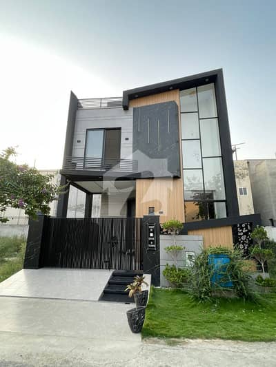 6 MARLA BRAND NEW BUNGALOW IS AVAILABLE FOR SALE IN THE BEST BLOCK OF PHASE 9 TOWN DHA LAHORE