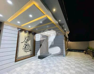 10 MARLA LIKE NEW FULL HOUSE FOR RENT IN GULMOHAR BLOCK BAHRIA TOWN LAHORE