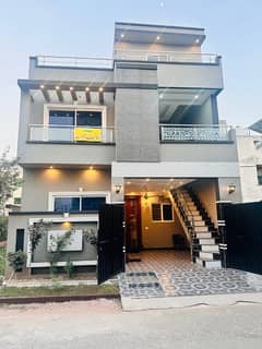 5 Marla Brand New House For Sale