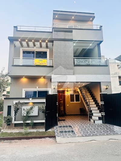 5 Marla Brand New House For Sale