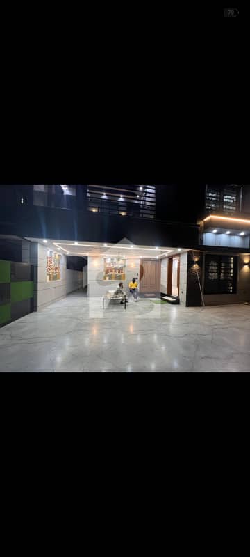 10 MARLA FULL HOUSE FOR RENT IN Ghaznavi BLOCK BAHRIA TOWN LAHORE