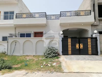 گلشنِِ صحت 1 ای ۔ 18,اسلام آباد میں 2 کمروں کا 8 مرلہ مکان 1.5 کروڑ میں برائے فروخت۔