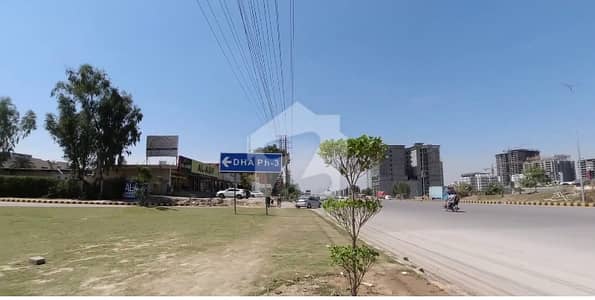 3 Side Open Dead-End Corner Plot 3 Side Open Dead-End Corner Plot