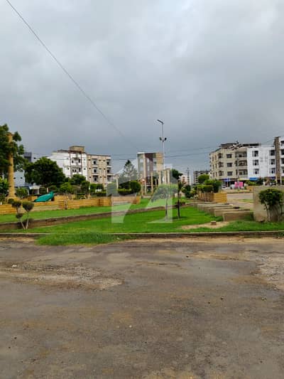 120 Sq Yards Location Plot For Sale