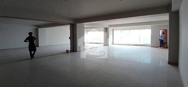 2000 Sqfts Office Available For Sell At Sahra E Faisal