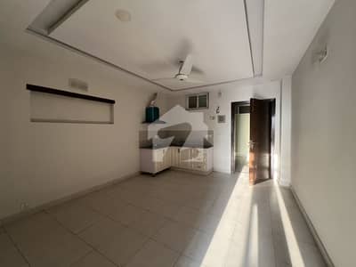 1 Bed Apartment For Sale In RIVER GARDEN CREEK HEIGHTS