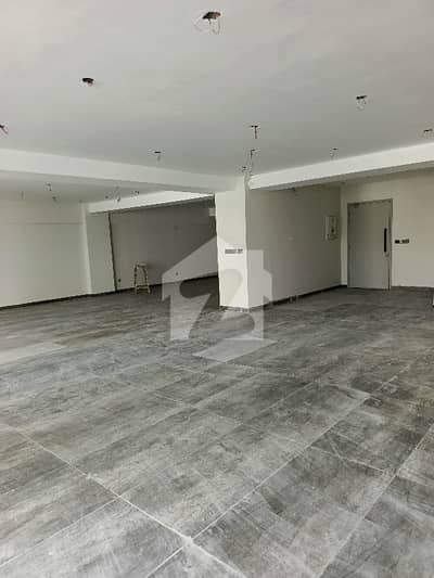 VIP OFFICE AVAILABLE FOR RENT 3000 SQFT