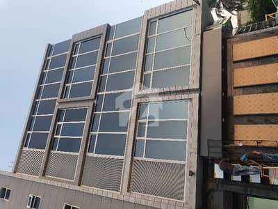 VIP LAVISH FURNISHED OFFICE FOR RENT MAN SABA AVENUE 24/7 ACCESS MAN ROAD WITH LIFT GENERATOR