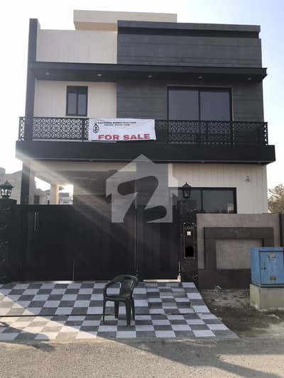 5 Marla House For Sale Near To Park 5 Marla House For Sale Near To Park