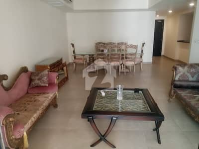 امارکریسنٹ بے ڈی ایچ اے فیز 8,ڈی ایچ اے ڈیفینس,کراچی میں 1 کمرے کا 5 مرلہ فلیٹ 1.75 لاکھ میں کرایہ پر دستیاب ہے۔