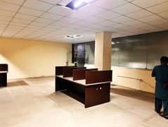 1300 Sqft Well Maintained Office Real Pics Main Boulevard Gulberg Reasonable Rent 1300 Sqft Well Maintained Office Real Pics Main Boulevard Gulberg Reasonable Rent