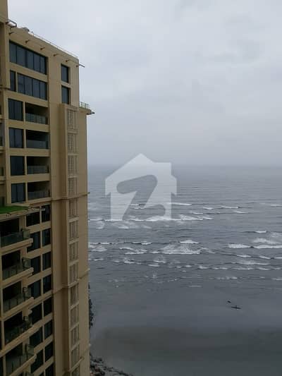 4-Beds Luxurious Apartment For Rent