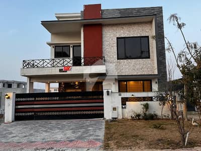 10 Marla Triple Storey House (Double Unit With Basement ) 6 Bedroom 2 Kitchen Gas Install Available For Rent In Bahria Town Phase 8 Rawalpindi