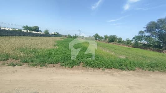9 Kanal Packed Land On Carpeted Main Road For Farm Houses