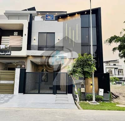 5 Marla Modern Slightly Used House Available For Sale Block D