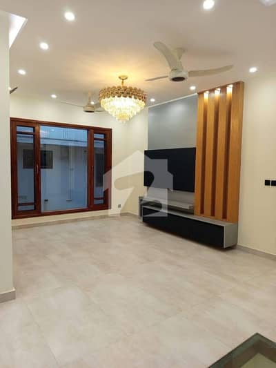 Apartment For Sale On Tipu Sultan
