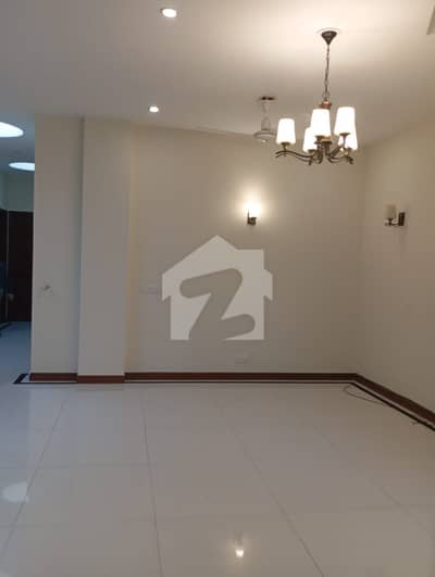 500 Square Yard House Available For Rent At DHA Phase 8