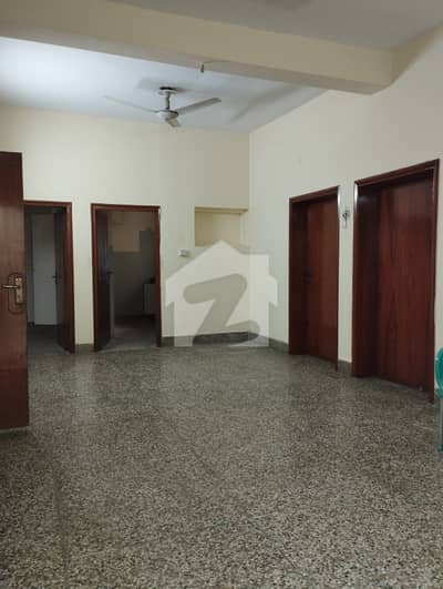 F-6 UNFURNISHED 3 BEDROOM PORTION AVAILABLE FOR RENT