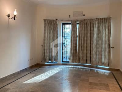 F-8 Islamabad Elegant 4-Bed Rental With TV Lounge &Amp; Separate Living Areas House For Rent