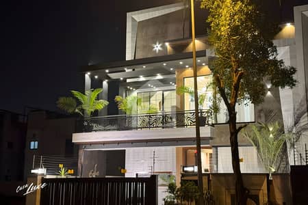 10 Marla Designer House On Hot Location &Amp; Main Boulevard House For Sale On Reasonable Price