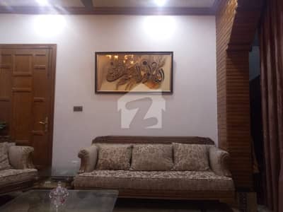 آئی ۔ 10/2 آئی ۔ 10,اسلام آباد میں 4 کمروں کا 7 مرلہ مکان 3.65 کروڑ میں برائے فروخت۔