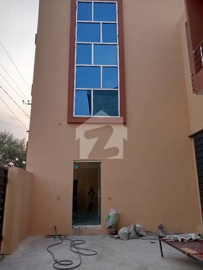 2 Kanal Factory Available For Rent.