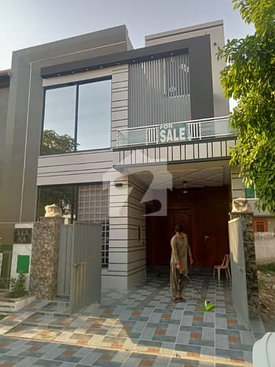 5 Marla Brand New House In Aa Block @ Very Reasonable Price 5 Marla Brand New House In Aa Block @ Very Reasonable Price