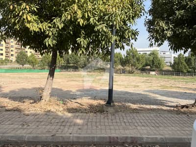 بحریہ انکلیو - سیکٹر آئی بحریہ انکلیو,بحریہ ٹاؤن,اسلام آباد میں 8 مرلہ رہائشی پلاٹ 1.5 کروڑ میں برائے فروخت۔