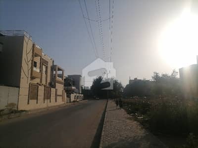 Gulistan-e-Jauhar - Block 14 Commercial Plot For sale Sized 400 Square Yards Gulistan-e-Jauhar - Block 14 Commercial Plot For sale Sized 400 Square Yards