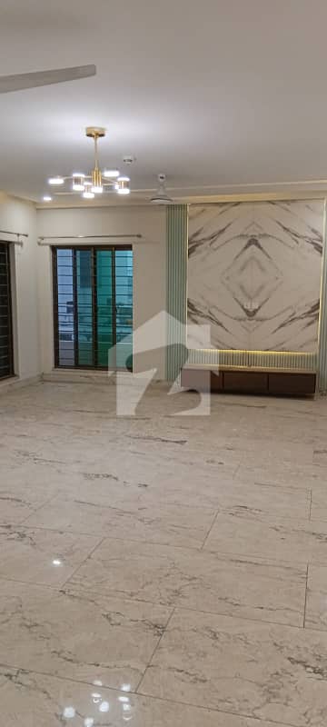 10 Marla 3 Bedroom Apartment Available For Sale In Askari 10 Sector S Lahore Cantt