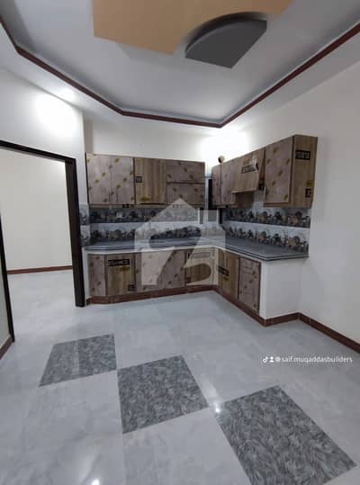 2 Bed DD Flat For Sale 4 floor with roof