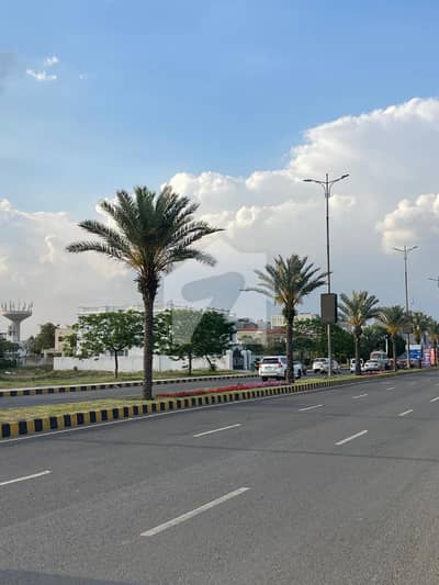 ڈی ایچ اے فیز 6 - بلاک جے فیز 6,ڈیفنس (ڈی ایچ اے),لاہور میں 2 کنال رہائشی پلاٹ 17.95 کروڑ میں برائے فروخت۔ ڈی ایچ اے فیز 6 - بلاک جے فیز 6,ڈیفنس (ڈی ایچ اے),لاہور میں 2 کنال رہائشی پلاٹ 17.95 کروڑ میں برائے فروخت۔