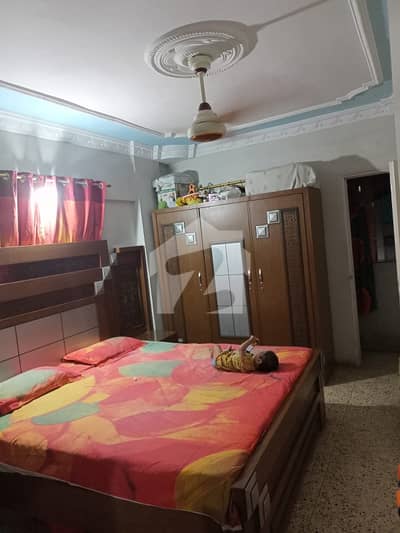Qasim Complex 3Bed DD 4th Floor Corner Leased Bank Loan Applicable For Sale