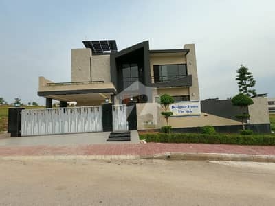 Ready To Buy A On Excellent Location House 7200 Square Feet In Rawalpindi