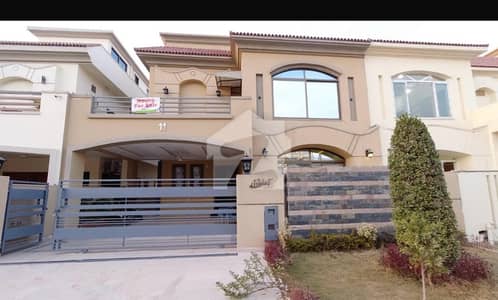 بحریہ انکلیو بحریہ ٹاؤن,اسلام آباد میں 5 کمروں کا 11 مرلہ مکان 5.25 کروڑ میں برائے فروخت۔ بحریہ انکلیو بحریہ ٹاؤن,اسلام آباد میں 5 کمروں کا 11 مرلہ مکان 5.25 کروڑ میں برائے فروخت۔