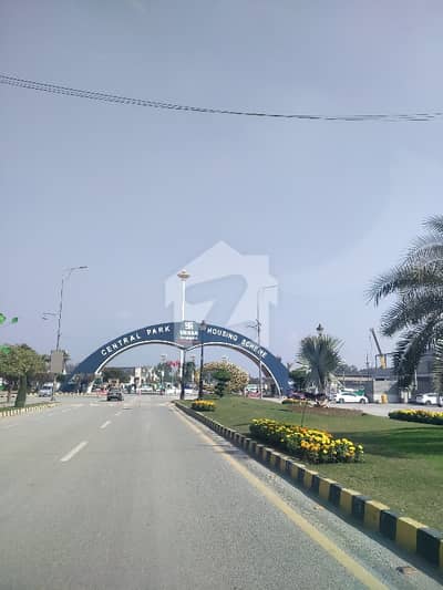 10 Marla Next to Corner Plot For Sale In G Block, Central Park Lahore