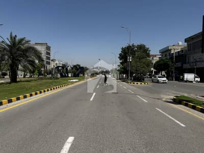 سینٹرل پارک ۔ بلاک سی سینٹرل پارک ہاؤسنگ سکیم,لاہور میں 5 مرلہ کمرشل پلاٹ 2.35 کروڑ میں برائے فروخت۔ سینٹرل پارک ۔ بلاک سی سینٹرل پارک ہاؤسنگ سکیم,لاہور میں 5 مرلہ کمرشل پلاٹ 2.35 کروڑ میں برائے فروخت۔