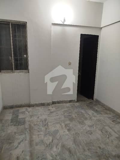 گلشنِ اقبال - بلاک 1 گلشنِ اقبال,گلشنِ اقبال ٹاؤن,کراچی میں 2 کمروں کا 4 مرلہ فلیٹ 1.1 کروڑ میں برائے فروخت۔