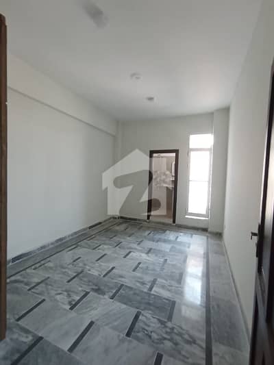 2 BED FLAT FOR SALE 2 BED FLAT FOR SALE