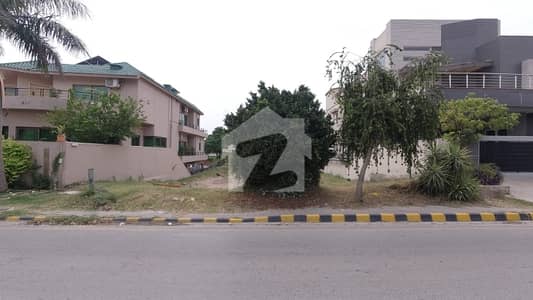 ڈی ایچ اے فیز 1 - سیکٹر ای ڈی ایچ اے ڈیفینس فیز 1,ڈی ایچ اے ڈیفینس,اسلام آباد میں 1 کنال رہائشی پلاٹ 2.98 کروڑ میں برائے فروخت۔ ڈی ایچ اے فیز 1 - سیکٹر ای ڈی ایچ اے ڈیفینس فیز 1,ڈی ایچ اے ڈیفینس,اسلام آباد میں 1 کنال رہائشی پلاٹ 2.98 کروڑ میں برائے فروخت۔