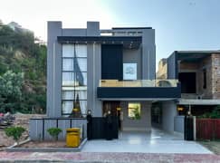18 Marla Owner-Built House with 6 Marla Lawn Overseas 2 Bahria Town Phase 8