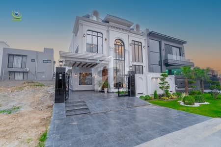 ڈی ایچ اے فیز 7 ڈیفنس (ڈی ایچ اے),لاہور میں 4 کمروں کا 10 مرلہ مکان 4.5 کروڑ میں برائے فروخت۔