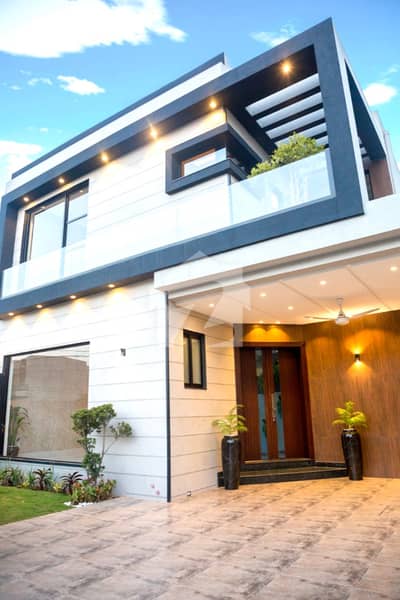 150 Feet Road 10-Marla Fully Modern Neat And Clean House For Rent At Hot Location Near Carrefour